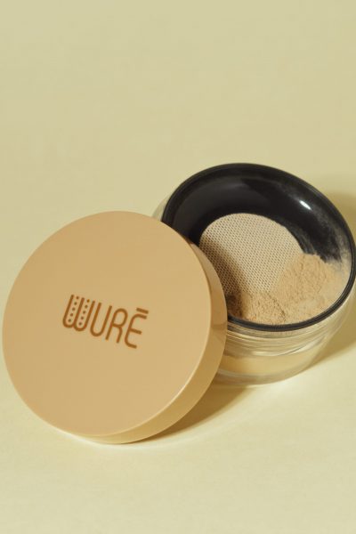All about Soft Radiance, the mattifying loose powder by Wuré