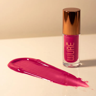 Velvet Gloss, teinte Pink, flacon et trait de matière